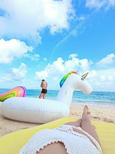 Charger l'image dans la galerie, Licorne Géante